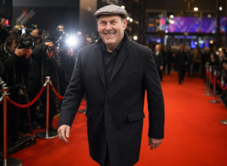 Derek Mathewson: Life, Career & Net Worth