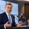 Peter Orszag Bald: Facts, Public Appearance, and Discussion