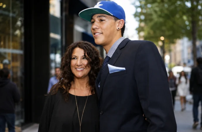 Veronica Gutierrez: Life, Family, Career and Devin Booker