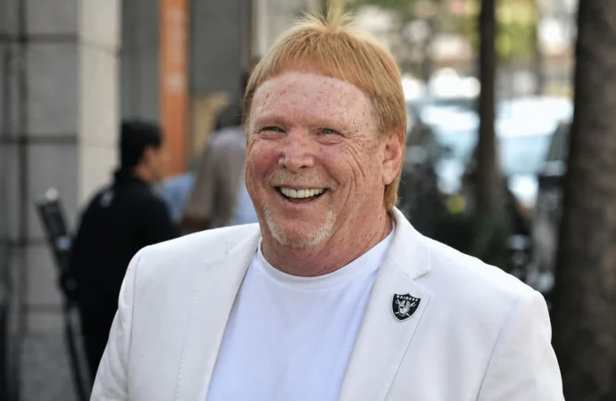 Mark Davis Girlfriend: Rumors, Facts, and Relationship Status