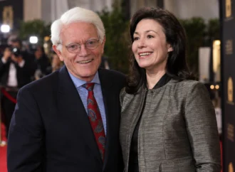 Peter Lynch and Safra Catz: Connection, Careers and Facts