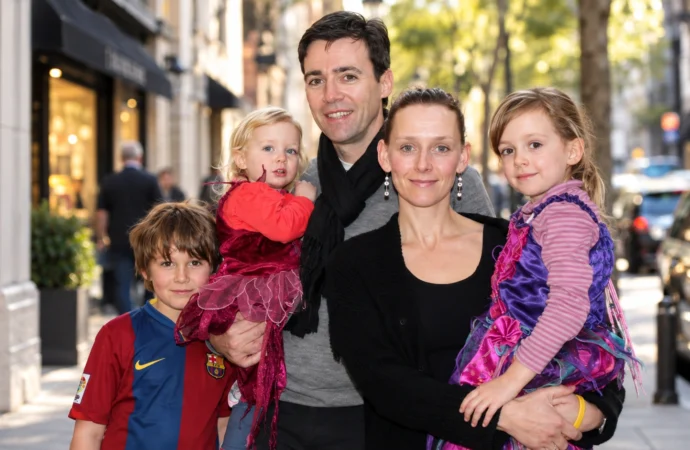 Andy Burnham Children Ages: How Old Are They?