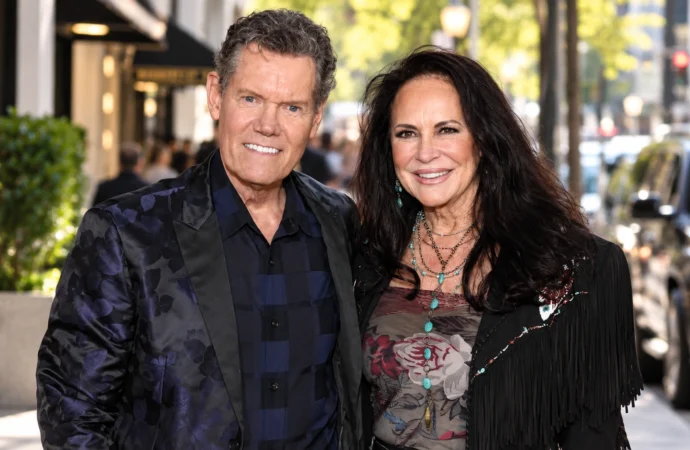 Mary Beougher: Biography, Family and Life With Randy Travis